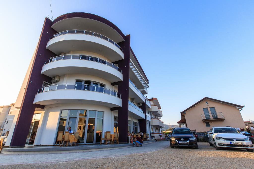 Hotel Edita Ulcinj Zewnętrze zdjęcie