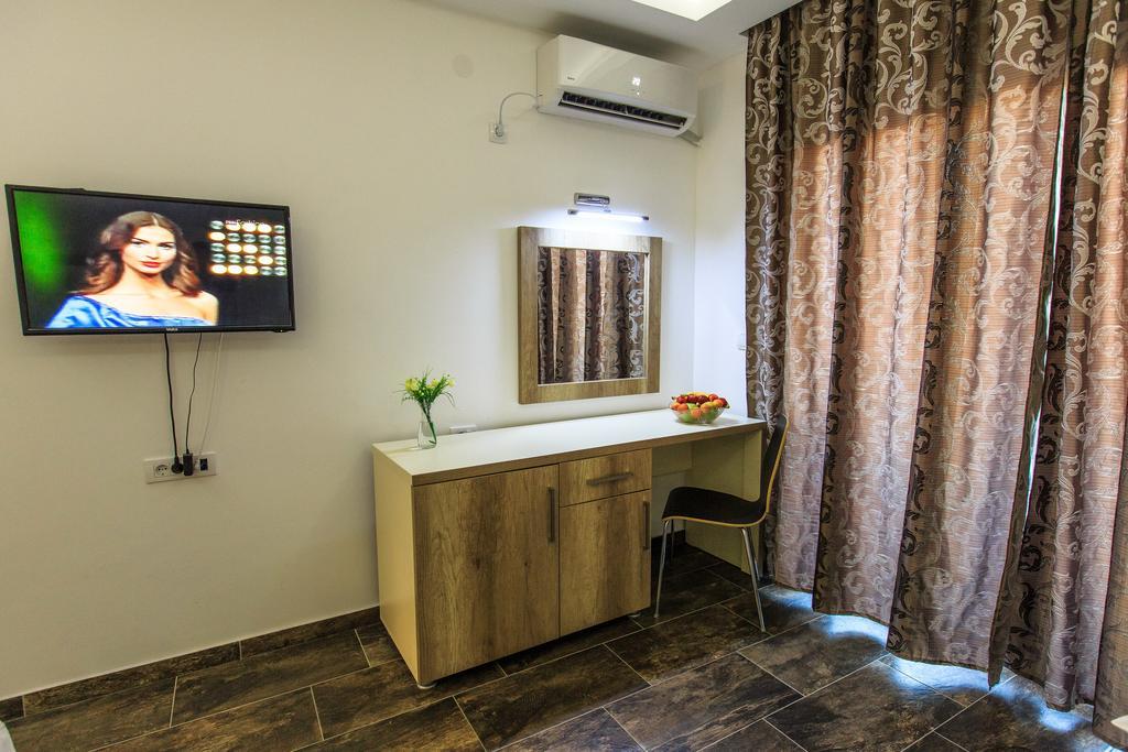 Hotel Edita Ulcinj Zewnętrze zdjęcie