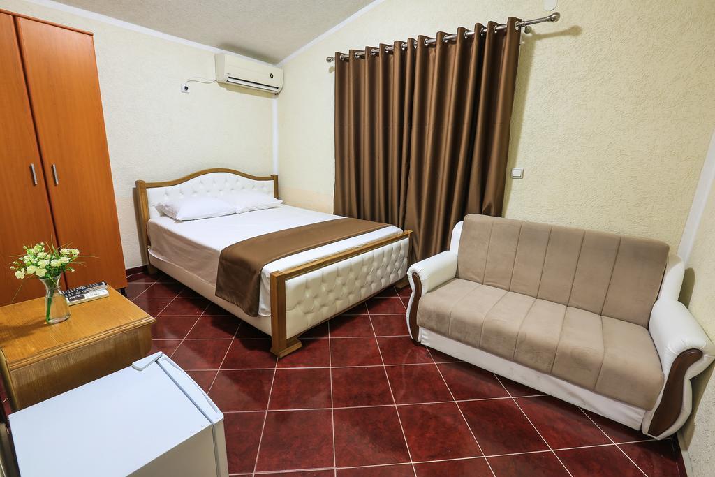 Hotel Edita Ulcinj Zewnętrze zdjęcie